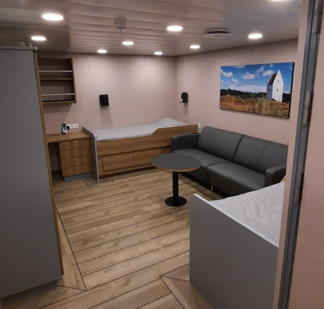 Brodska kabina s namještajem po mjeri